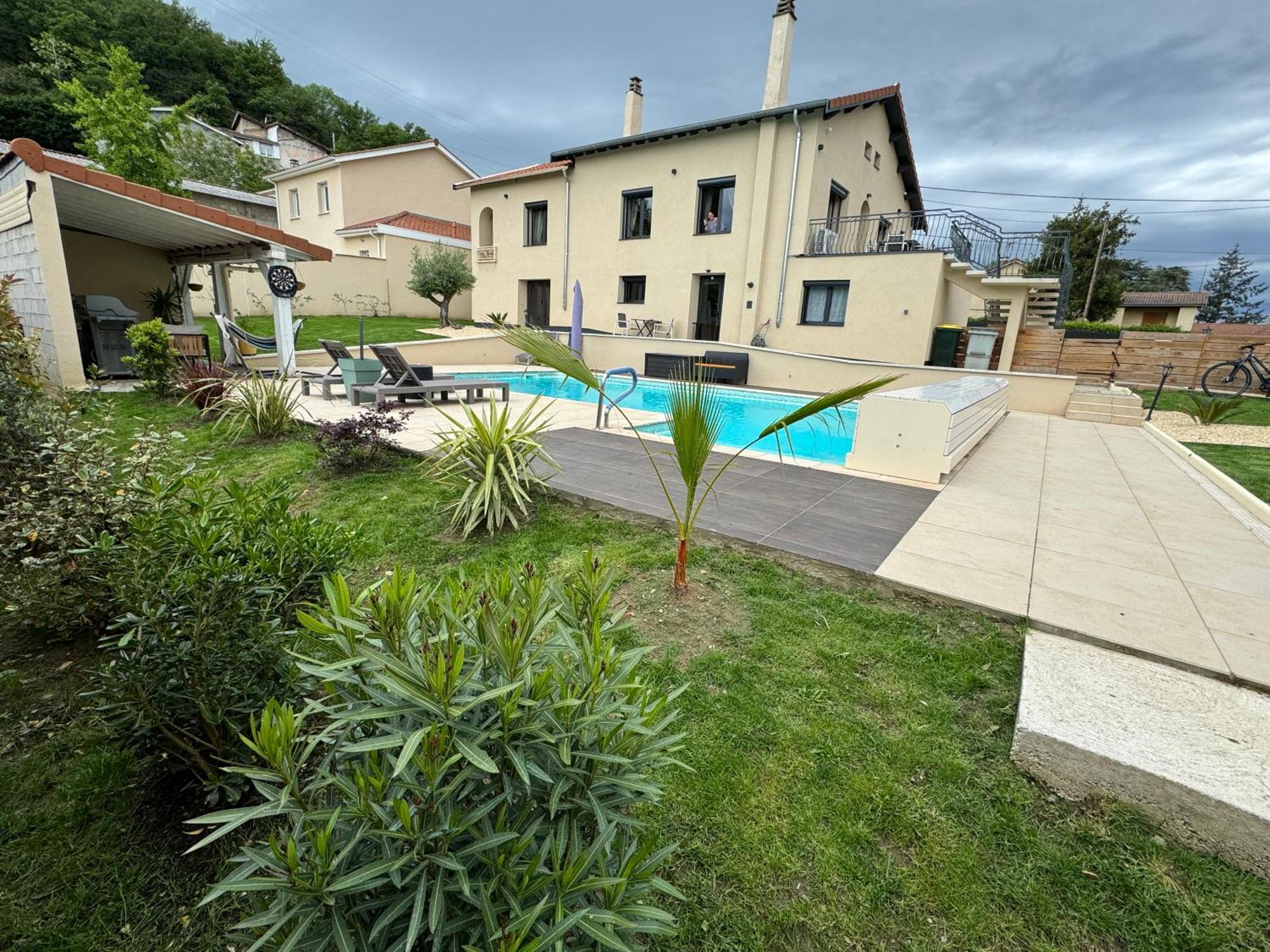 Appartamento O'Bon'Endroit By Audrey & Thomas Givors Esterno foto